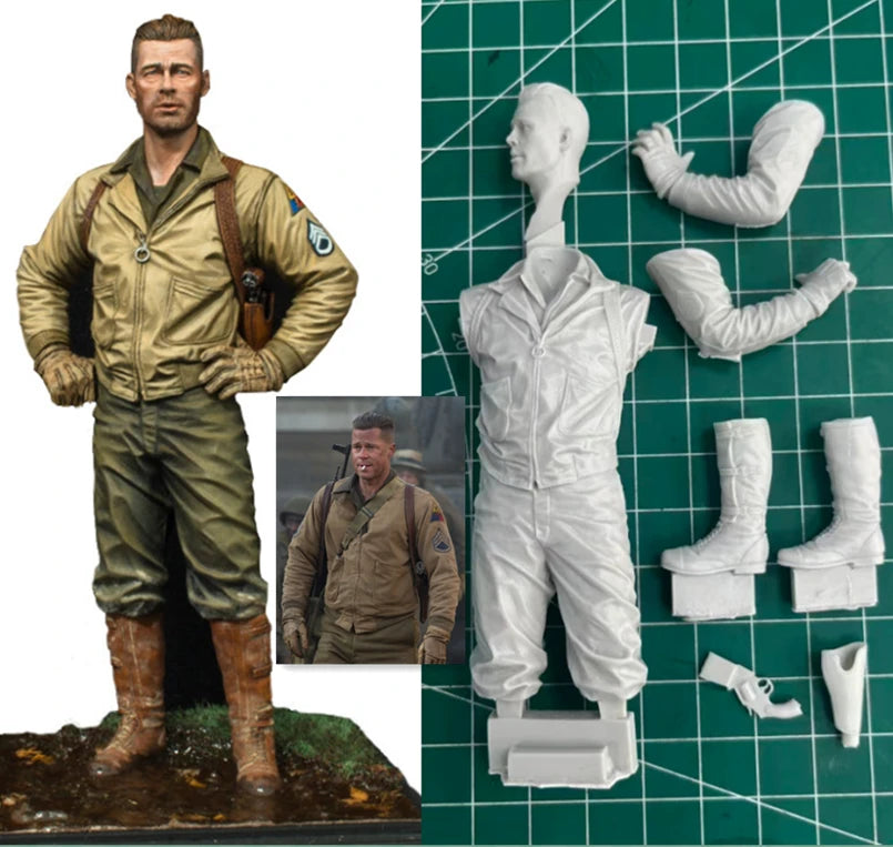 1/16 WWII US Tank Commander Hands on Hips, Resin Model Figure Kit, Unassembled and Unpainted