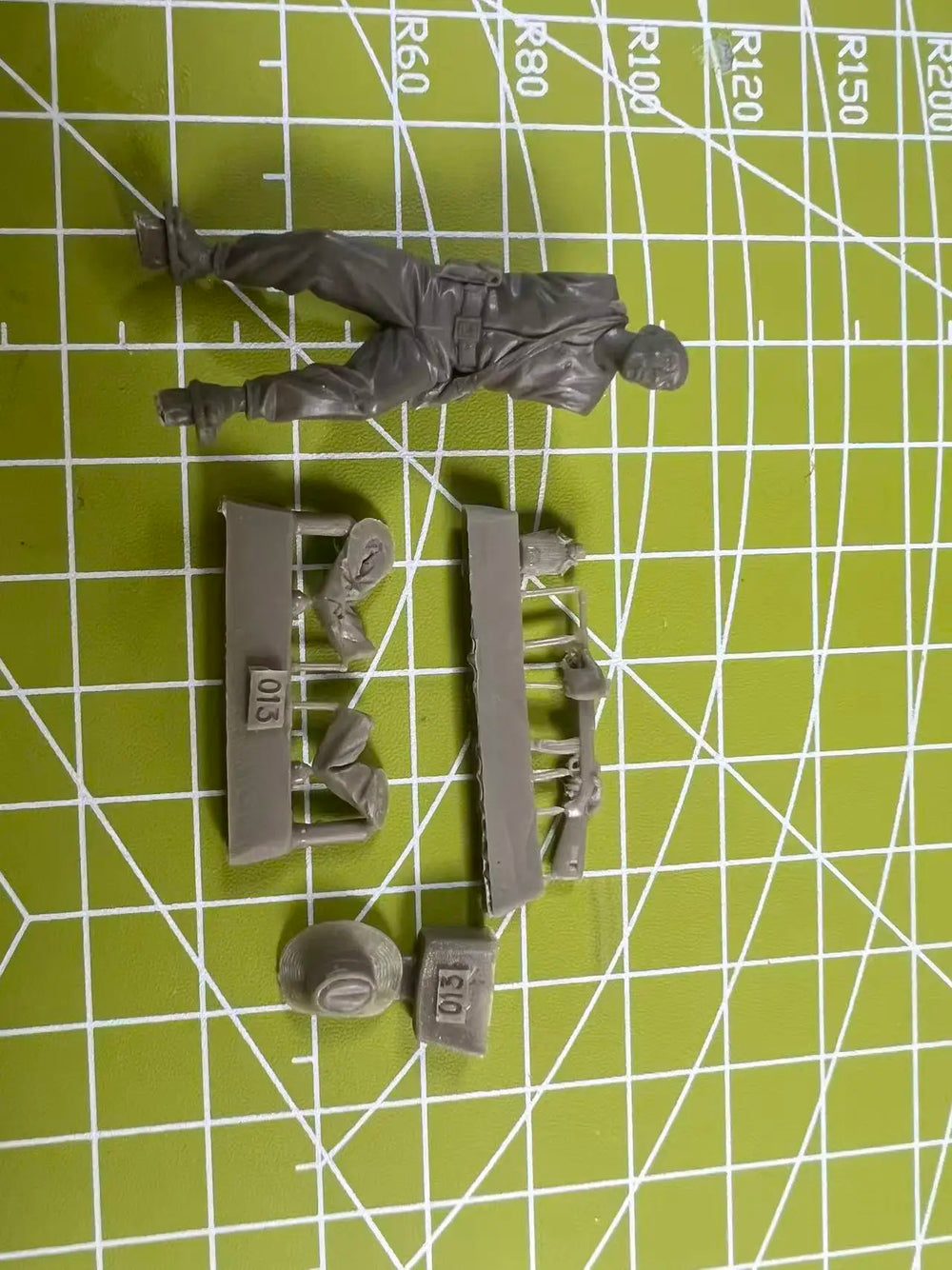 1/35 American Civil War Frontiersman, Resin Model Figure Kit, Unassembled and Unpainted