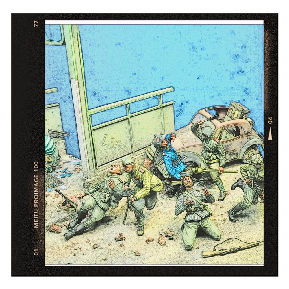 1/35 WWII Soviet Army Berlin 1945, 6 Figures, Resin Model Figure Kit, Unassembled and Unpainted