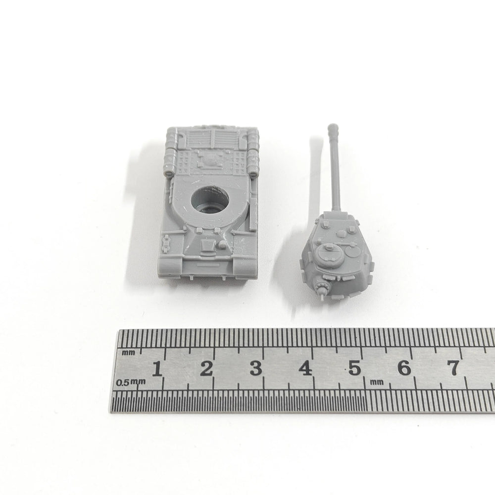 1/144 WWII Soviet IS-2 Heavy Tank, Resin Model Vehicle Kit, Unassembled and Unpainted