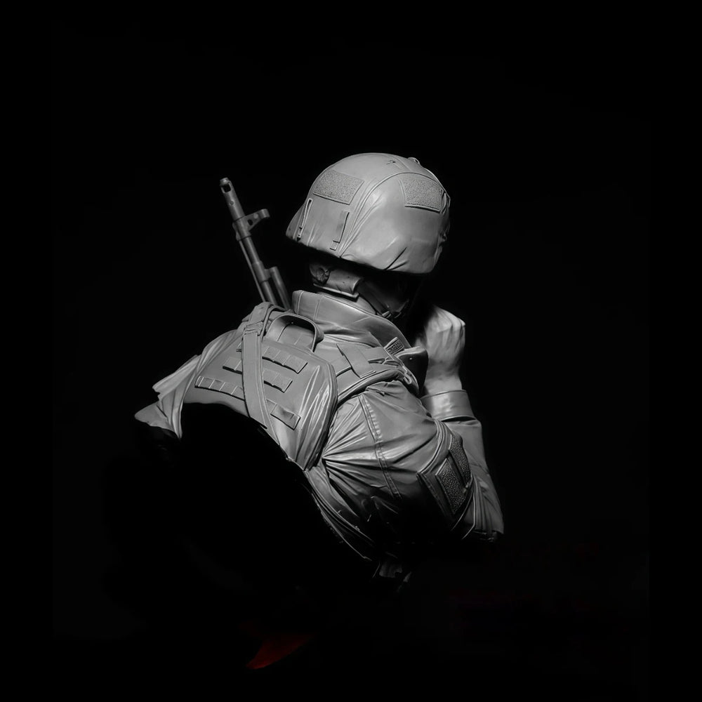 1/10 Modern Russian Soldier, Resin Model Figure Kit, Unassembled and Unpainted
