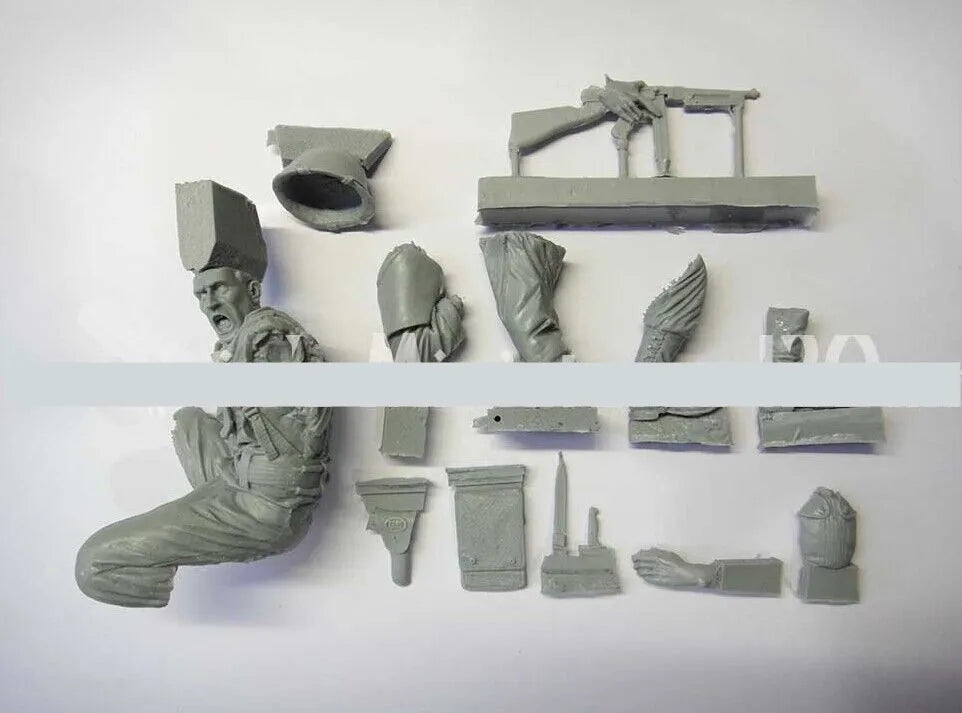 1/16 Modern Mounted Combat Soldier, Resin Model Figure Kit, Unassembled and Unpainted
