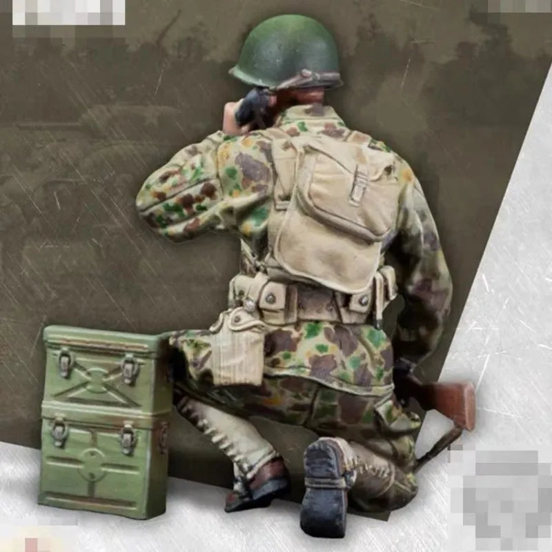 1/35 WWII US Army Infantryman, 2 Figures, Resin Model Figure Kit, Unassembled and Unpainted
