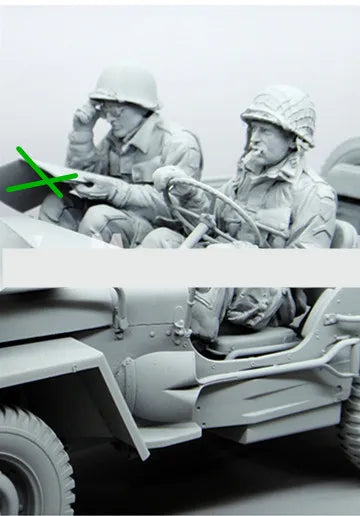 1/16 WWII German Submachine Gunner Crouching, Resin Model Figure Kit, Unassembled and Unpainted