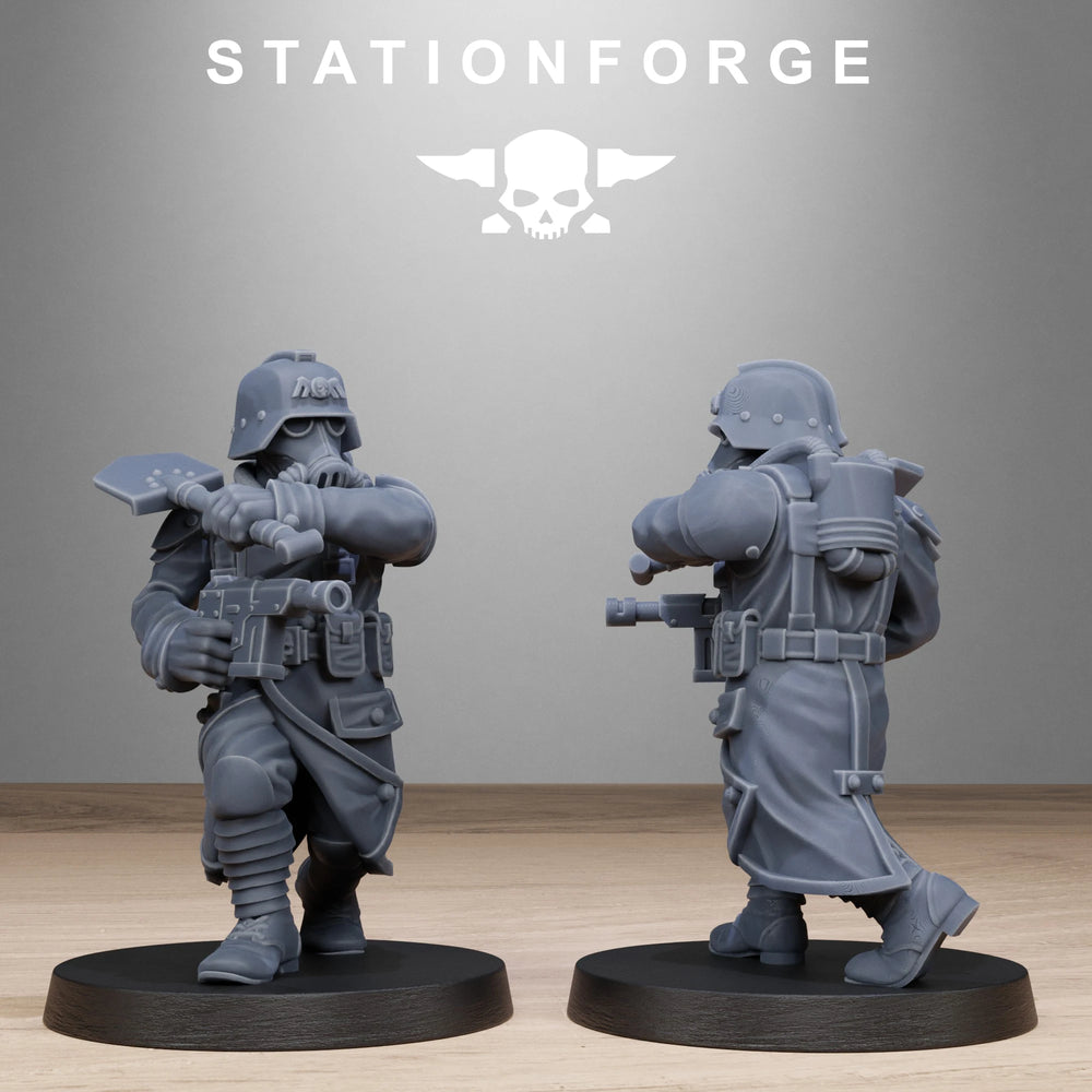 28mm Military Troops Squad, 10 Figures, Resin Model Figure Kit, Sci-Fi Theme, Unassembled and Unpainted