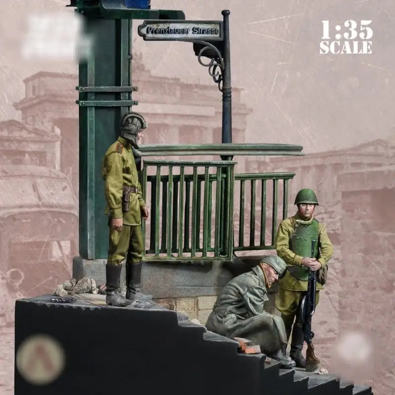 1/35 WWII Soldiers Urban Scene, 6 Figures, Resin Model Figure Kit, Unassembled and Unpainted