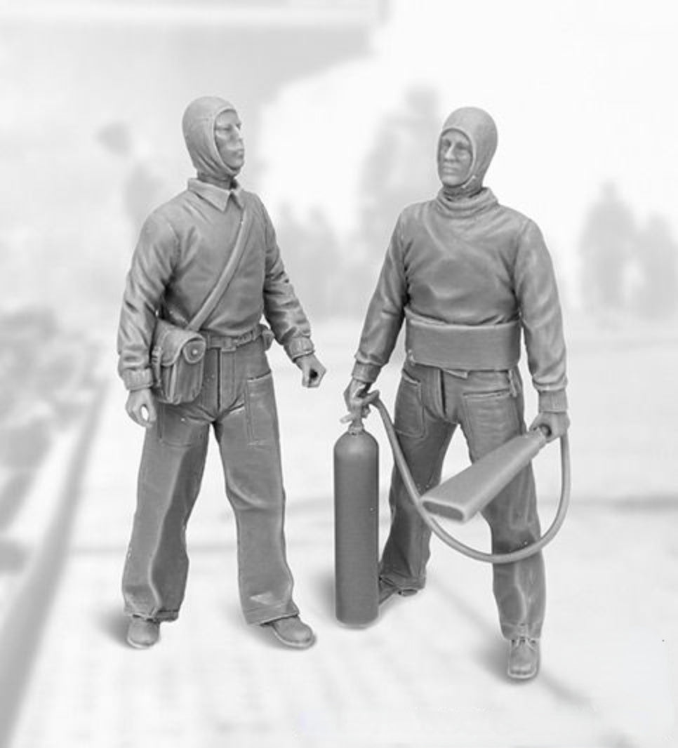 1/32 Modern Soviet Infantry with Ammunition Bearer, 2 Figures, Resin Model Figure Kit, Unassembled and Unpainted