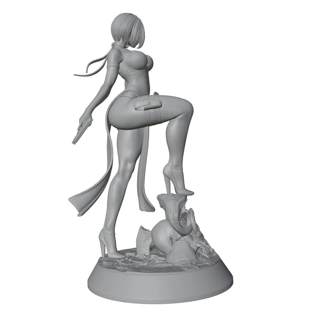 1/24 Female Warrior with Swords, Resin Model Figure Kit, Fantasy Theme, Unassembled and Unpainted