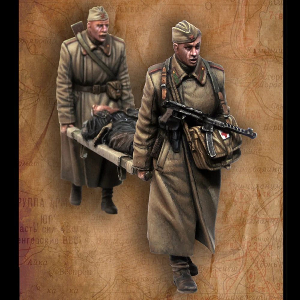 1/35 WWII Soviet Infantry Advancing in Winter Gear, 5 Figures, Resin Model Figure Kit, Unassembled and Unpainted