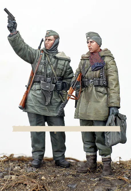 1/35 WWII German Wehrmacht Set, 4 Figures, Resin Model Figure Kit, Unassembled and Unpainted