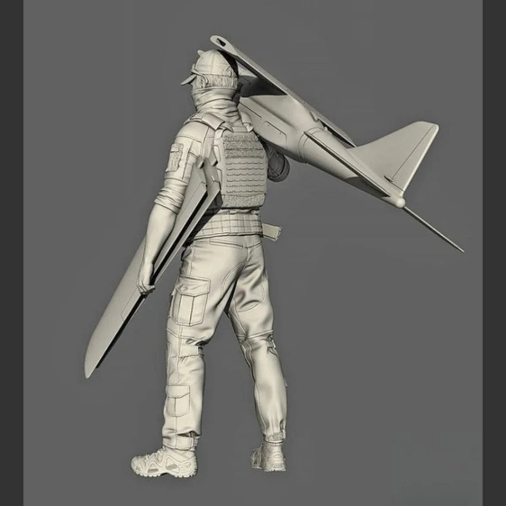 1/16 Modern Russian Drone Operator, Resin Model Figure Kit, Unassembled and Unpainted