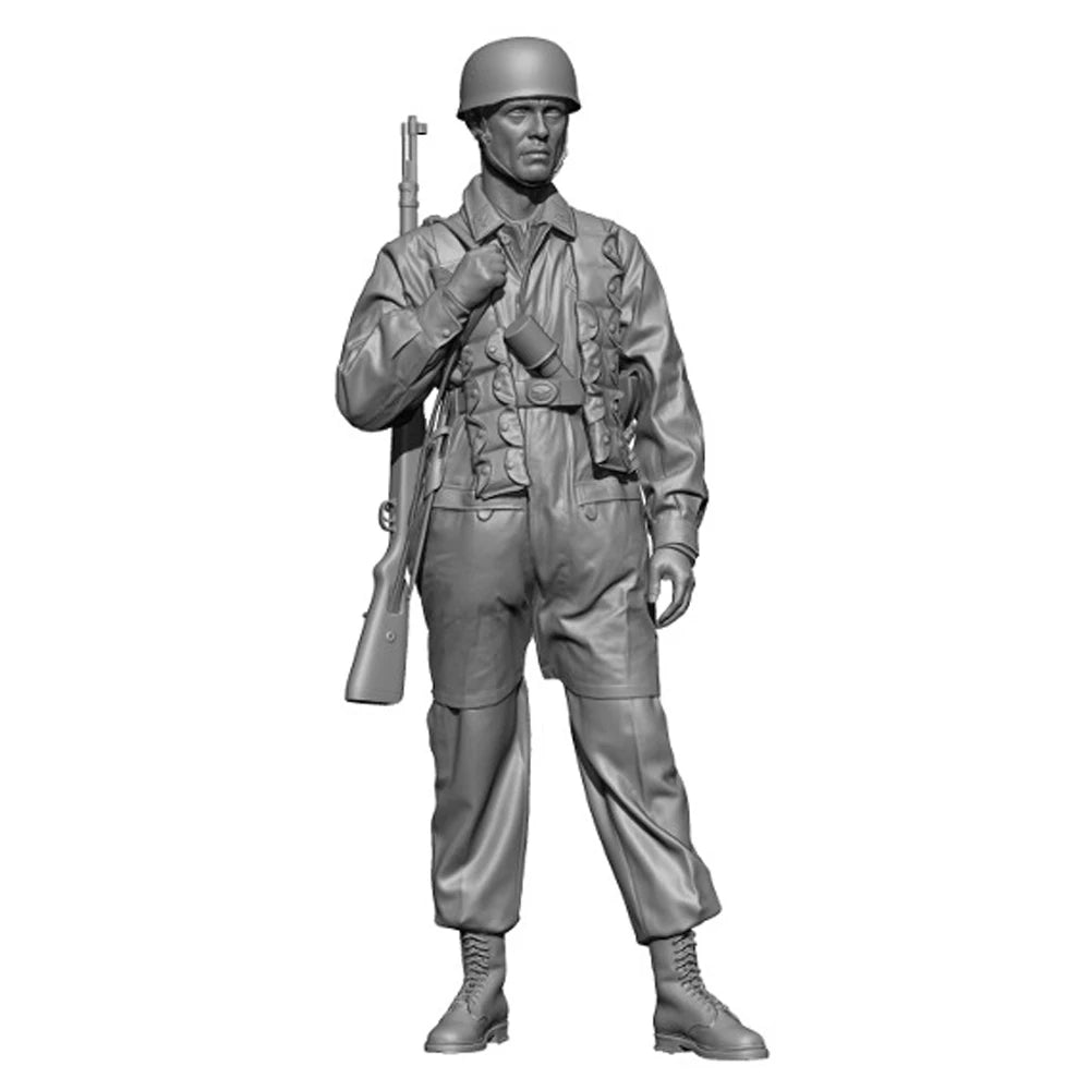 1/35 WWII American Infantryman Rifle at Ready, Resin Model Figure Kit, Unassembled and Unpainted