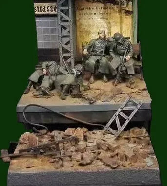 1/35 WWII Infantry Squad Street Fighting, 4 Figures, Resin Model Figure Kit, Unassembled and Unpainted