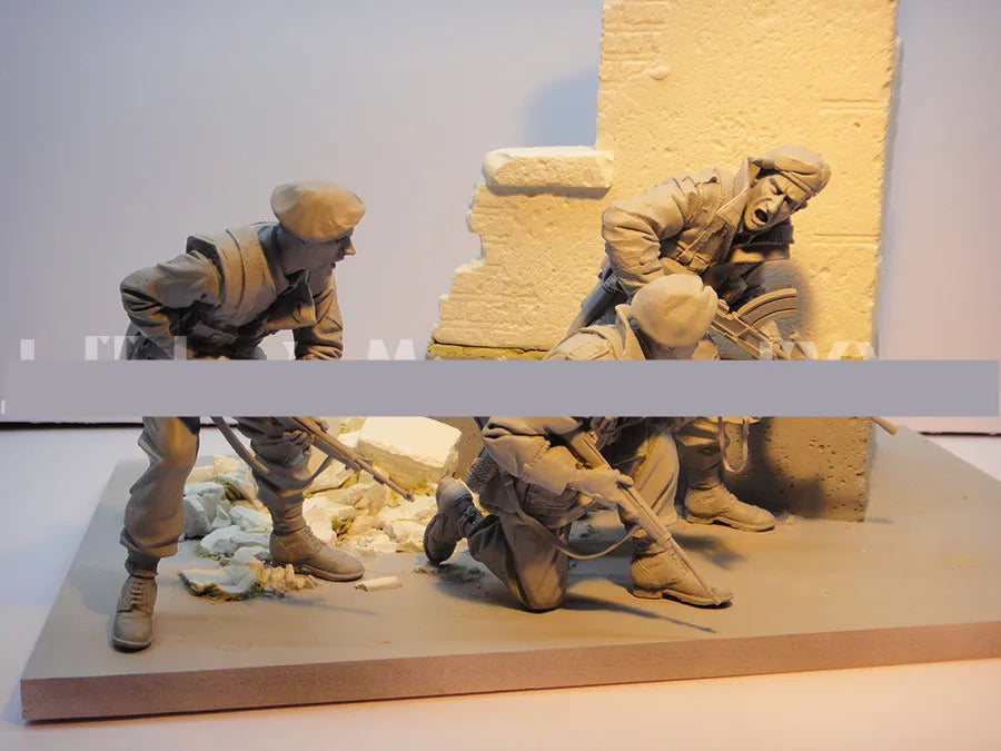 1/16 WWII German Infantry Squad Assaulting, 6 Figures, Resin Model Figure Kit, Unassembled and Unpainted