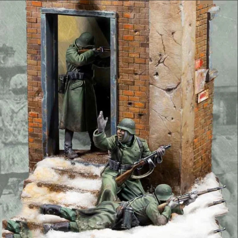 1/35 WWII Infantry Soldier, 3 Figures, Resin Model Figure Kit, Unassembled and Unpainted