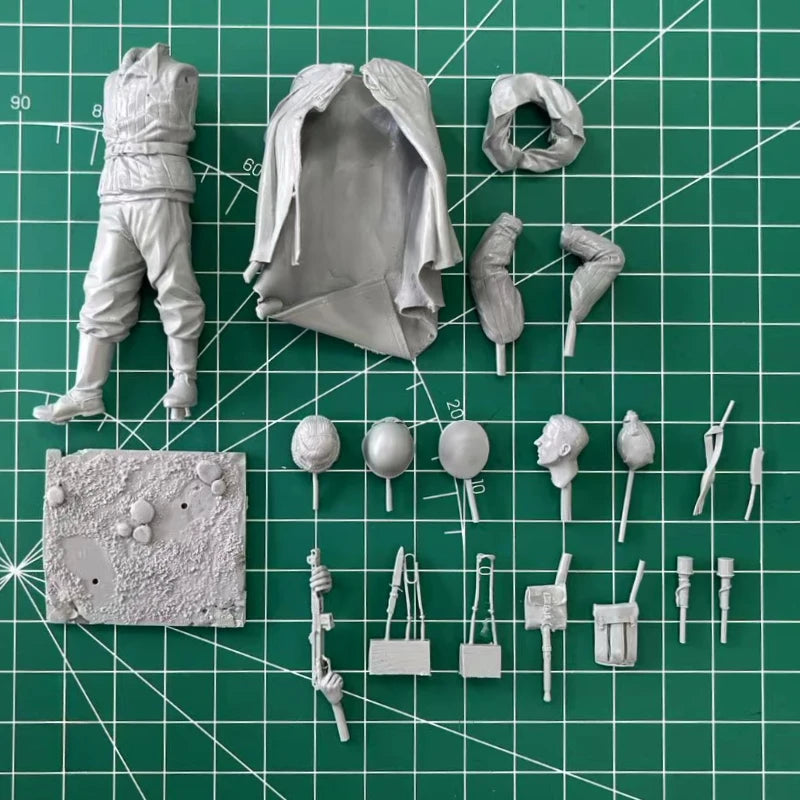 1/24 WWII Soviet Marine Soldier, Resin Model Figure Kit, Unassembled and Unpainted