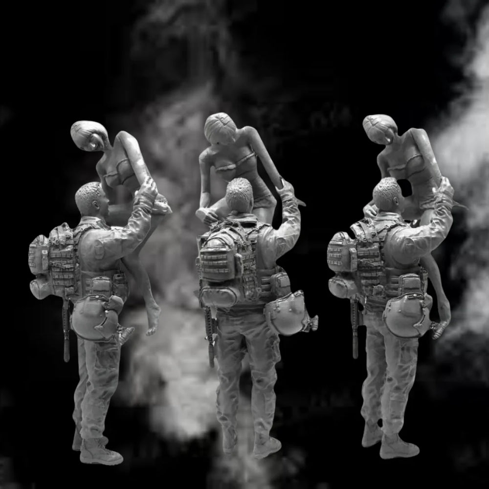 1/35 Modern American Soldier Pair, 2 Figures, Resin Model Figure Kit, Unassembled and Unpainted