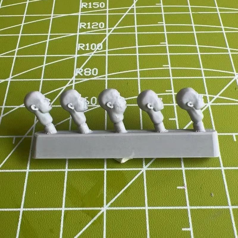1/35 WWII German Soldier, 4 Figures, Resin Model Bust Kit, Unassembled and Unpainted