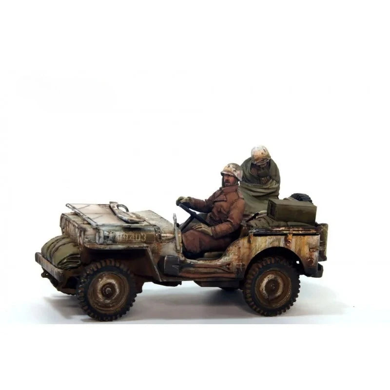 1/35 WWII US Infantry with Jeep, 2 Figures, Resin Model Vehicle Kit, Unassembled and Unpainted