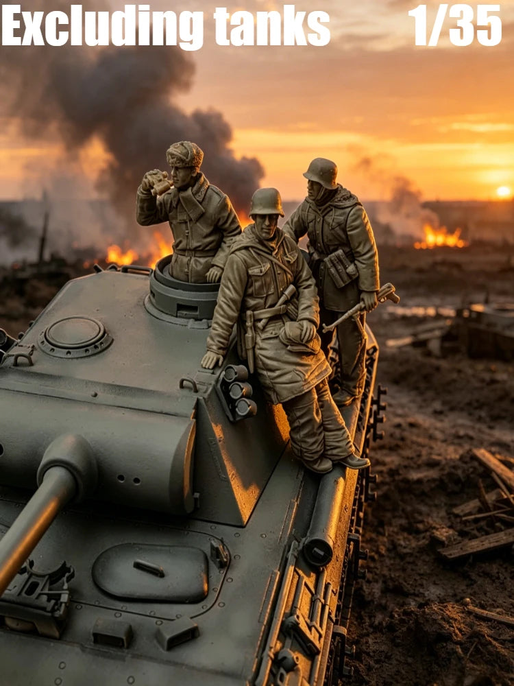 1/35 WWII Soviet T-34 Tank with Crew, 8 Figures, Resin Model Vehicle Kit, Unassembled and Unpainted