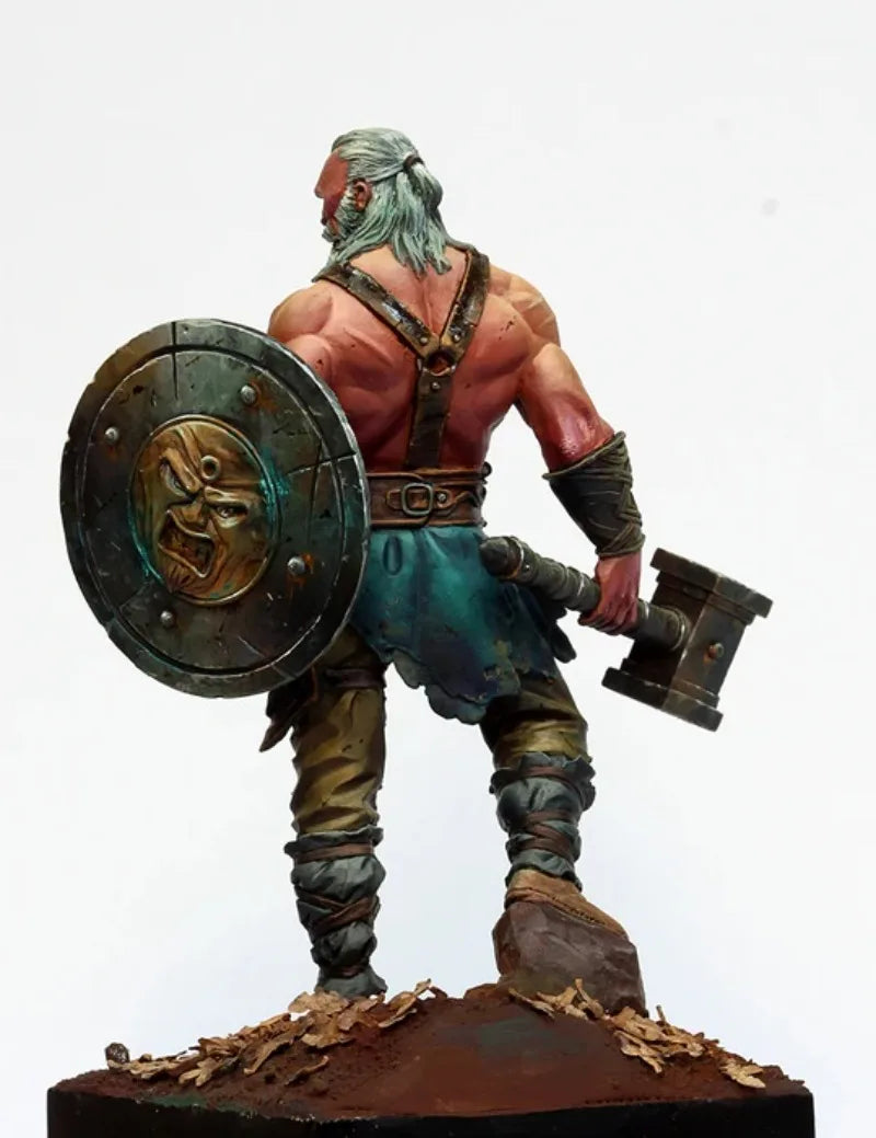 1/24 Bearded Barbarian with Round Shield and Axe, Resin Model Figure Kit, Fantasy Theme, Unassembled and Unpainted