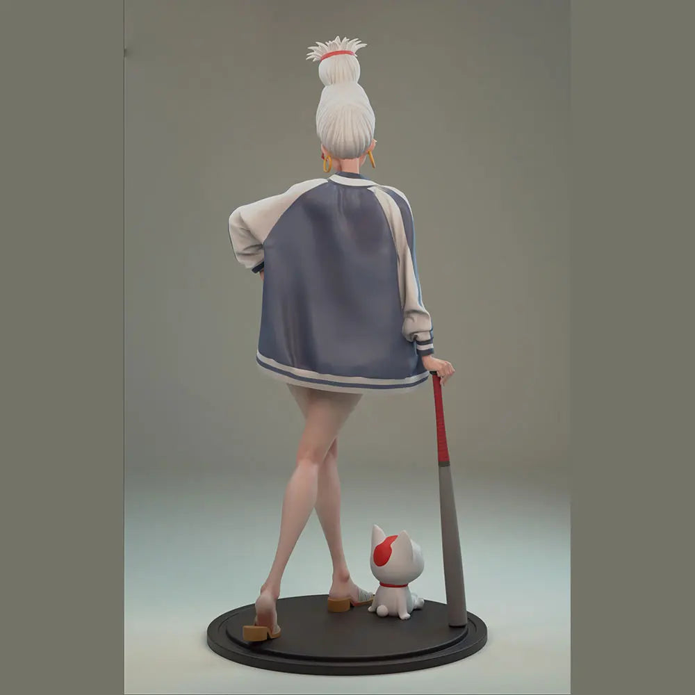 1/24 Girl with White Hair Gold Dress and Cat Companion, Resin Model Figure Kit, Anime Theme, Unassembled and Unpainted