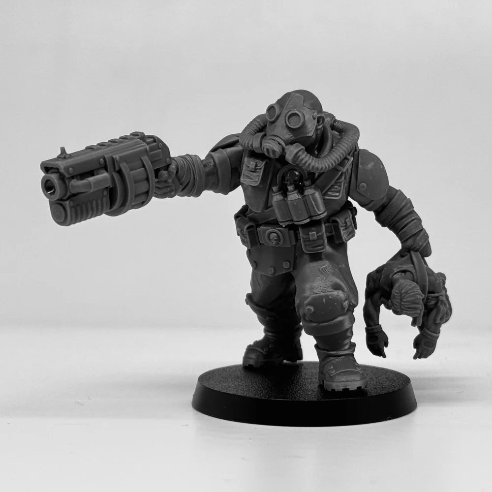 Grimdark Jungle Fighters, 10 Figures, Resin Model Figure Kit, Sci-Fi Theme, Unassembled and Unpainted