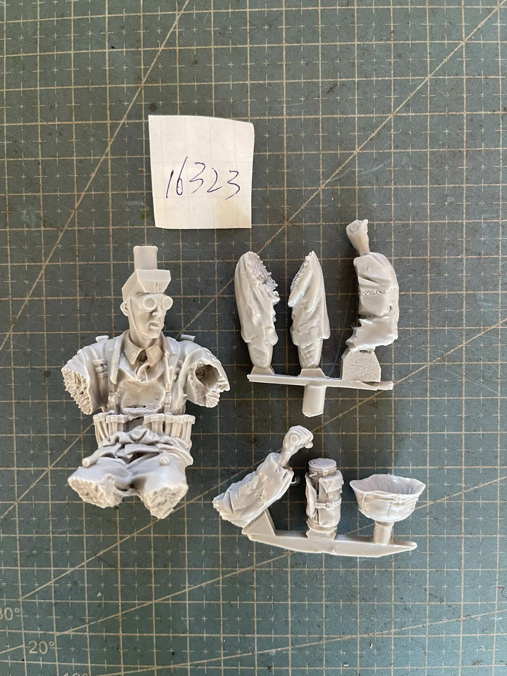 1/16 WWII German Motorcyclist with Sidecar, Resin Model Figure Kit, Unassembled and Unpainted