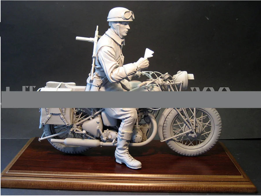 1/9 WWI Dispatch Rider, Resin Model Figure Kit, Unassembled and Unpainted