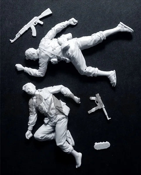 1/35 Vietnam War US Infantry in Diving Poses, 2 Figures, Resin Model Figure Kit, Unassembled and Unpainted