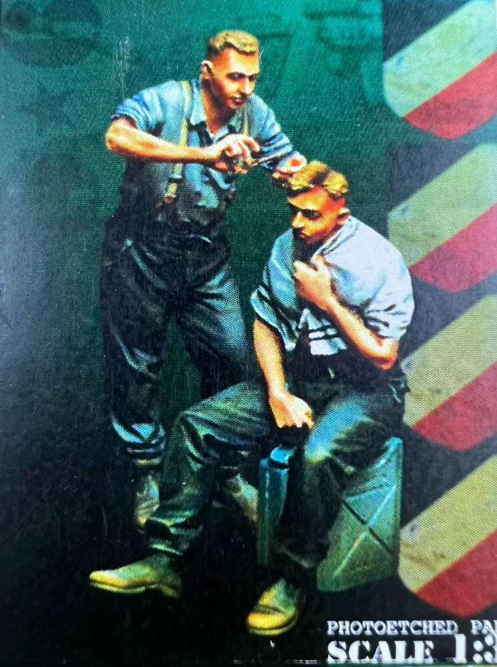 1/35 WWII Barber Shop Scene, 2 Figures, Resin Model Diorama Kit, Unassembled and Unpainted