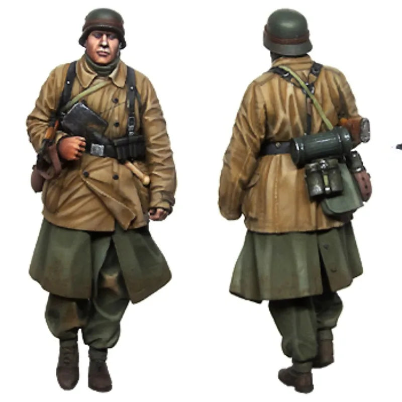 1/35 WWII German Infantry Marching with Rifles, 4 Figures, Resin Model Figure Kit, Unassembled and Unpainted