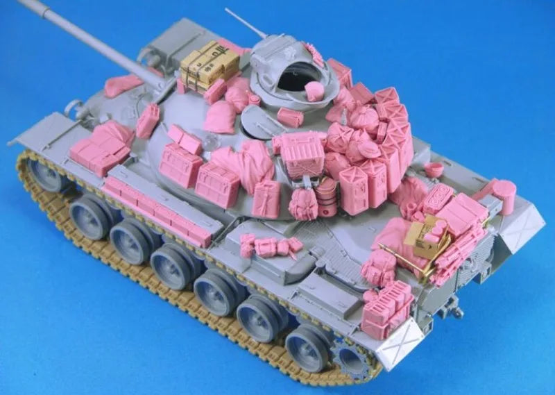 1/35 Vietnam War US M48A3 Patton Tank Stowage, Resin Model Vehicle Kit, Unassembled and Unpainted