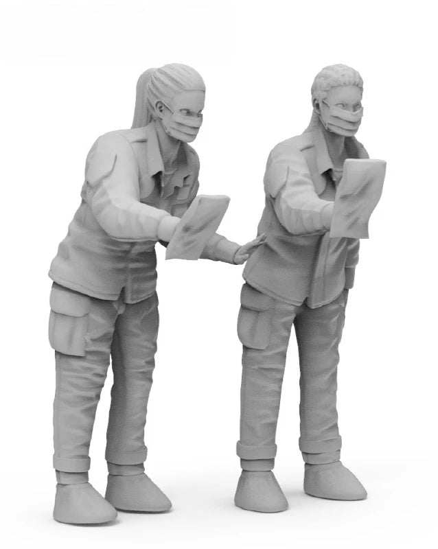 1/32 Modern Military Pilots, 2 Figures, Resin Model Figure Kit, Unassembled and Unpainted