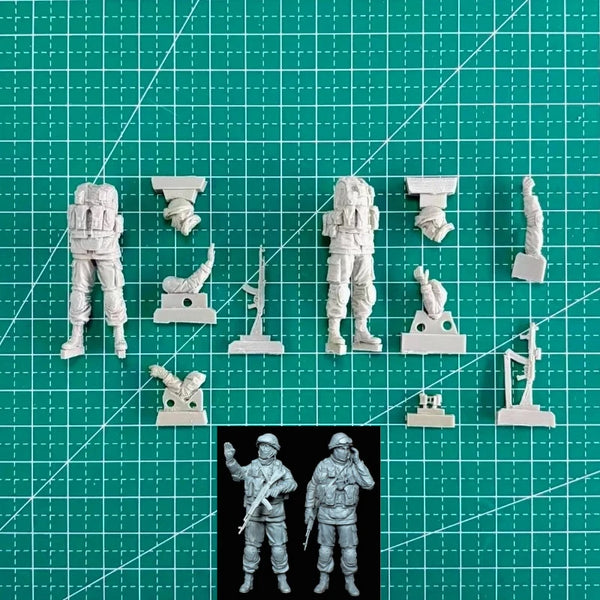 Modern M35 Gun Truck Conversion, 2 Figures, Resin Model Figure Kit, Unassembled and Unpainted