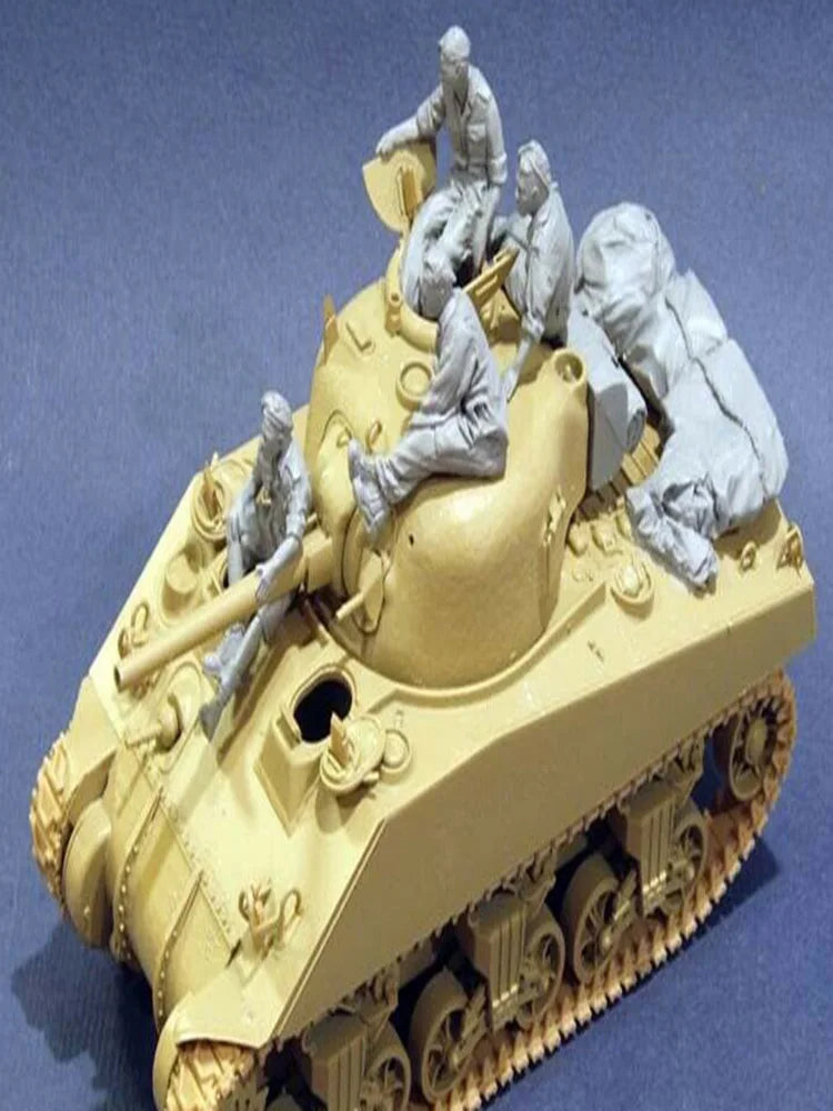 1/35 Ancient Warrior Crew, 4 Figures, Resin Model Figure Kit, Unassembled and Unpainted