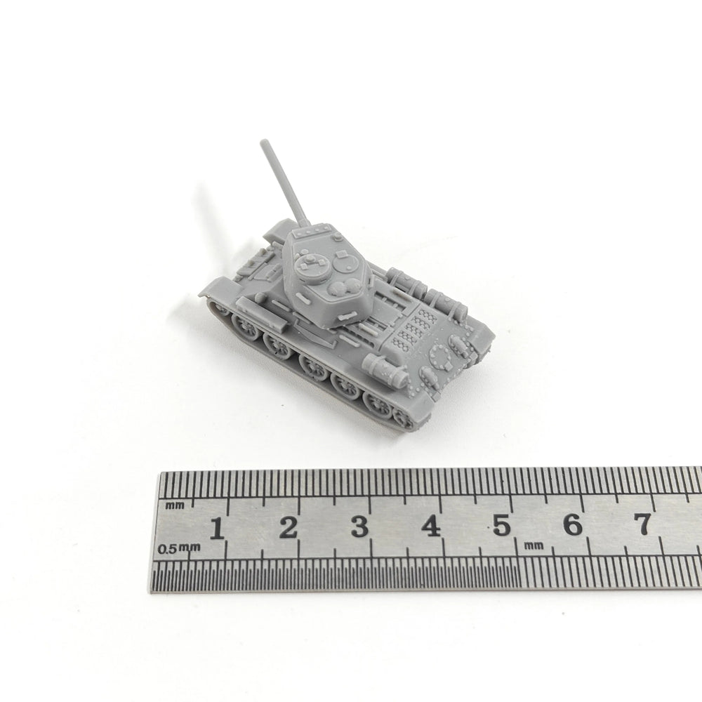 1/144 WWII T-34-85 Soviet Medium Tank, Resin Model Vehicle Kit, Unassembled and Unpainted