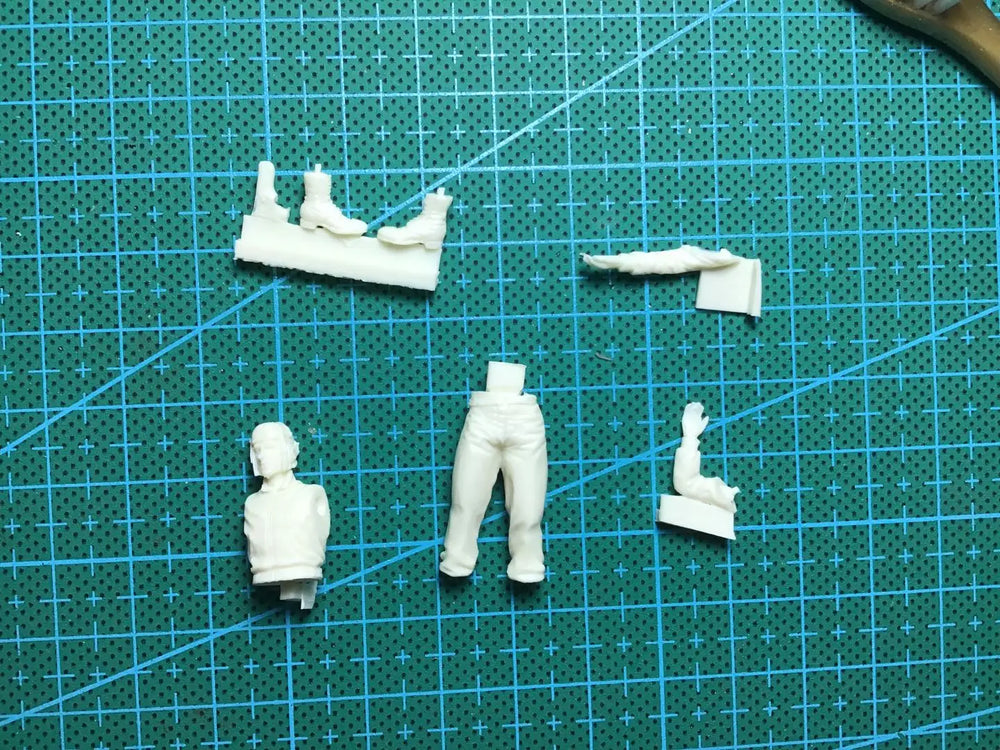 1/35 WWII US Tank Crew Member, Resin Model Figure Kit, Unassembled and Unpainted