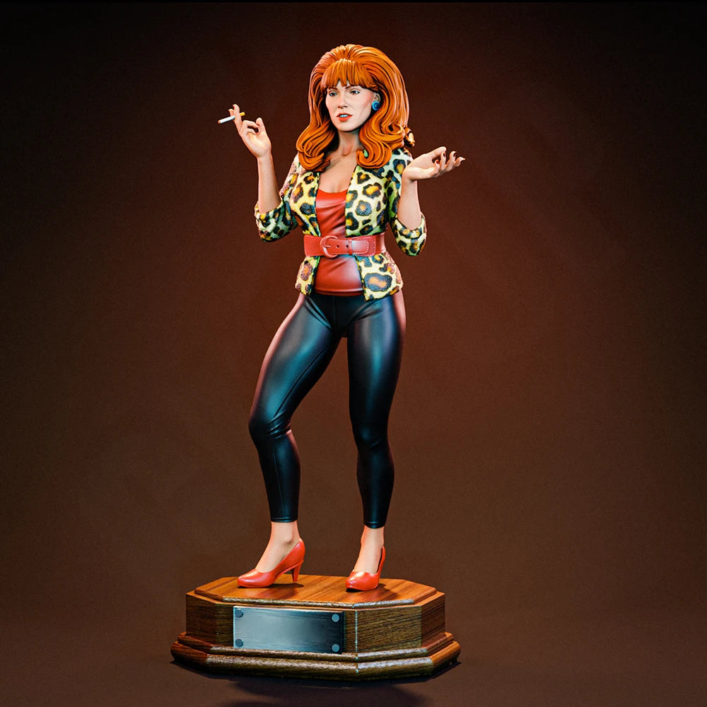 1/24 Retro Woman in Leopard Print, Resin Model Figure Kit, Unassembled and Unpainted