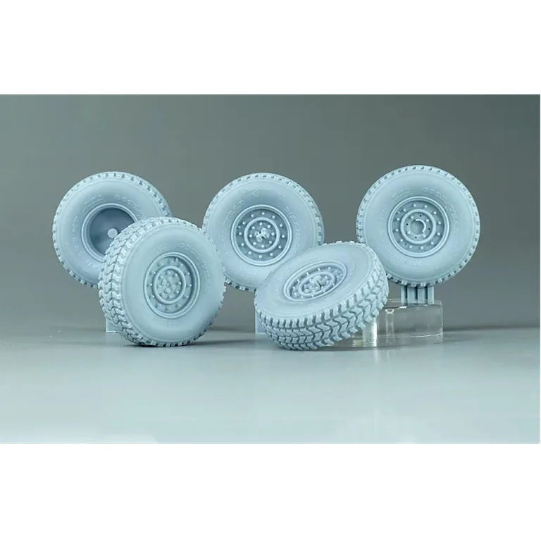 1/35 Modern M1114 Humvee Wheels, Resin Model Accessory Kit, Unpainted