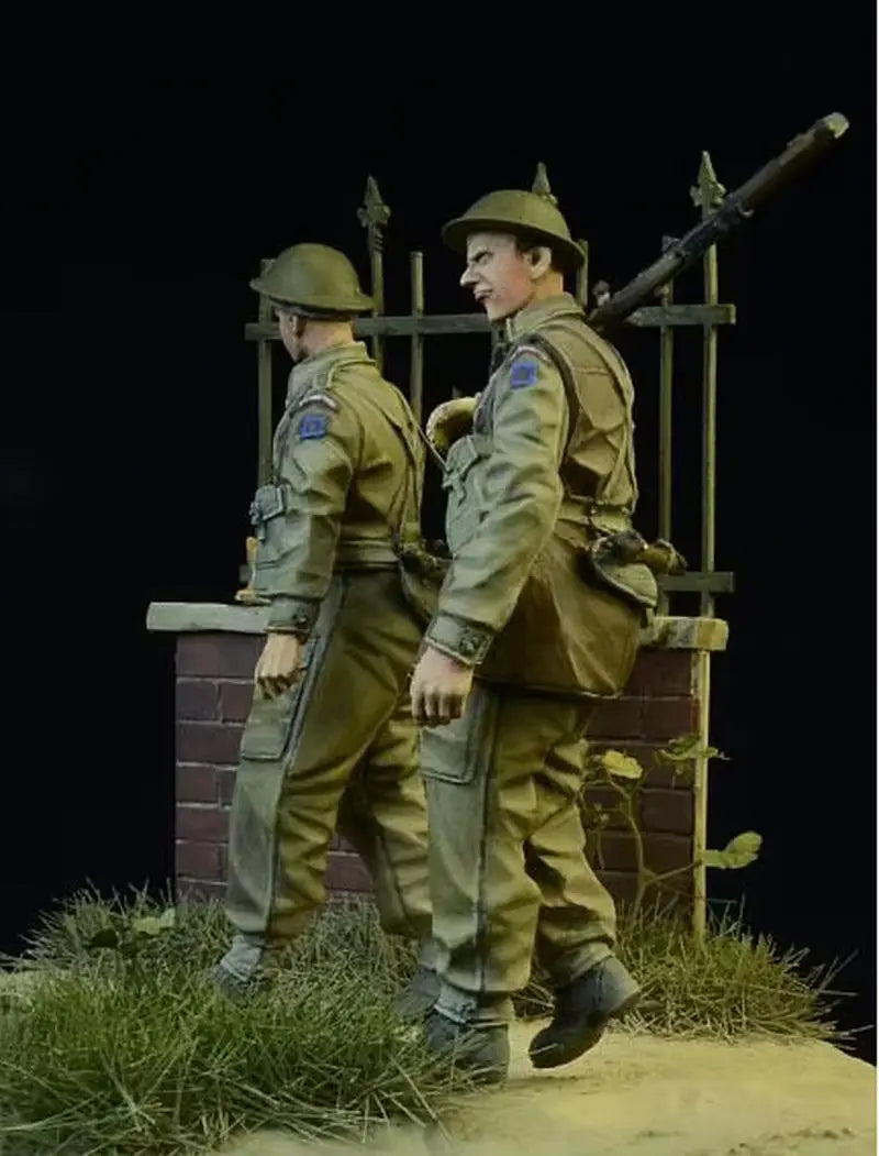 1/35 WWI British Commonwealth Soldiers, 2 Figures, Resin Model Figure Kit, Unassembled and Unpainted