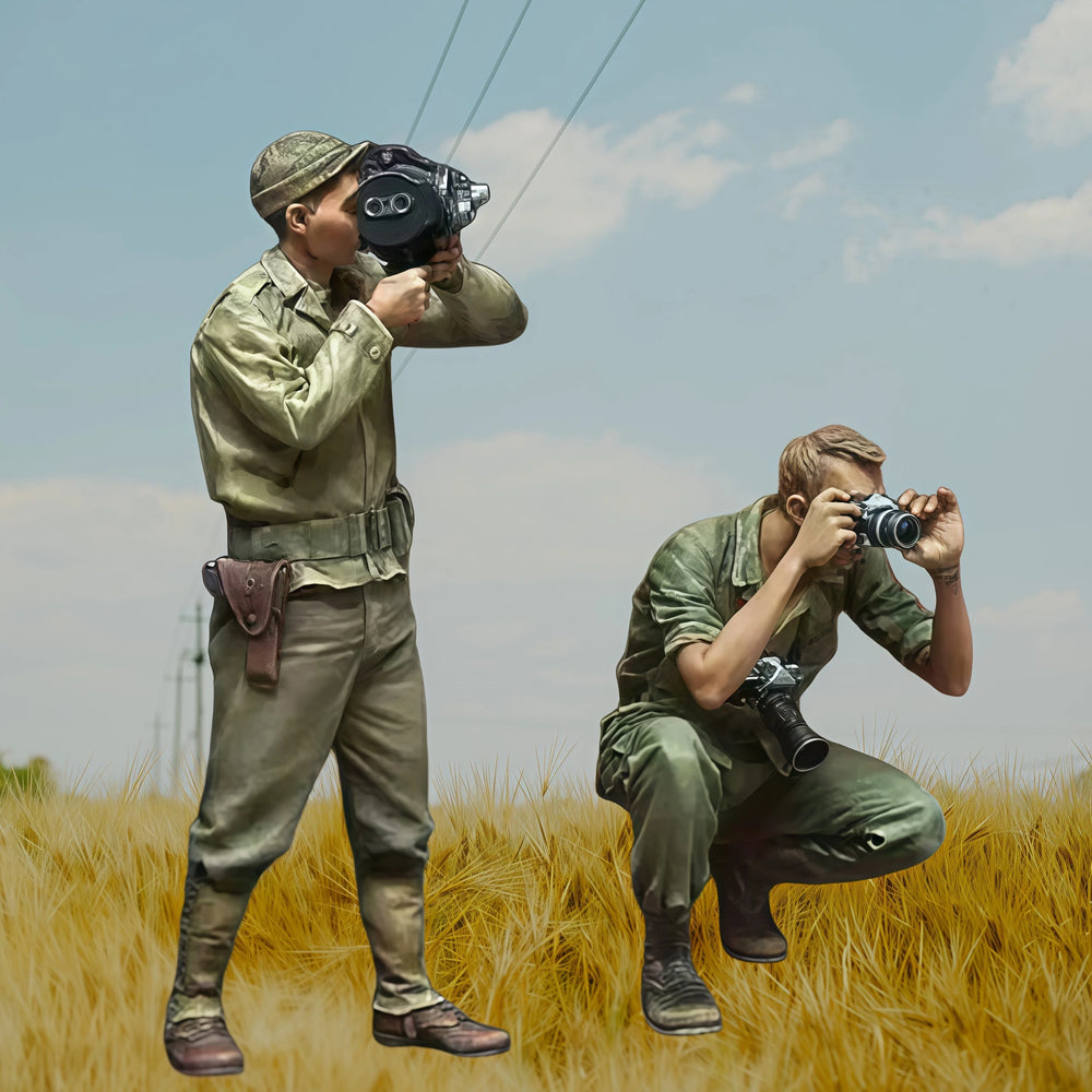 1/35 Modern Reconnaissance Soldiers, 2 Figures, Resin Model Figure Kit, Unassembled and Unpainted