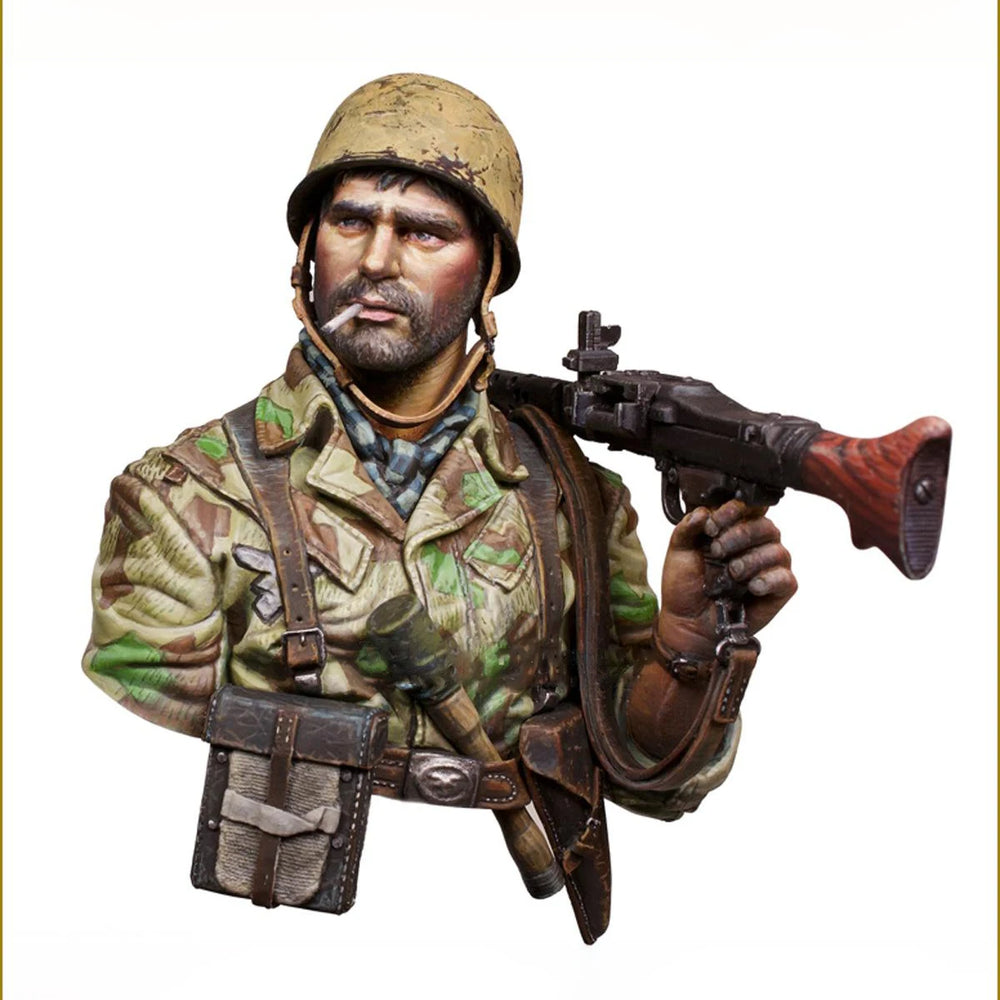 1/10 WWII German Infantry MG42 Gunner and Riflemen, 2 Figures, Resin Model Bust Kit, Unassembled and Unpainted