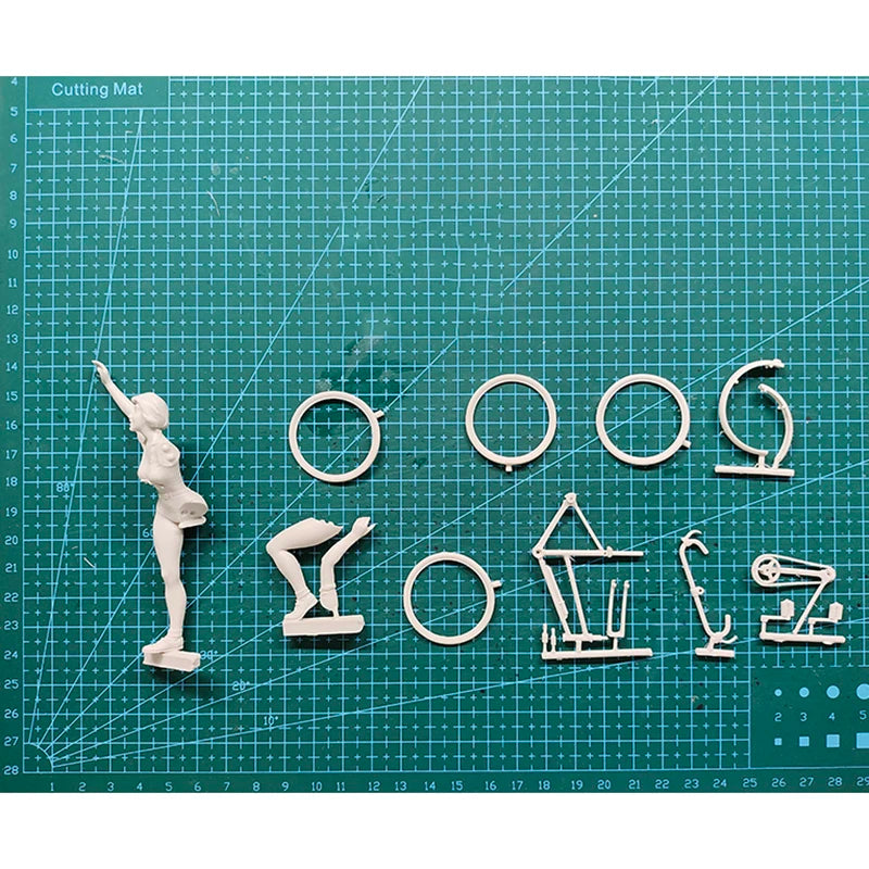 1/22 Female Pinup, Resin Model Figure Kit, Unassembled and Unpainted