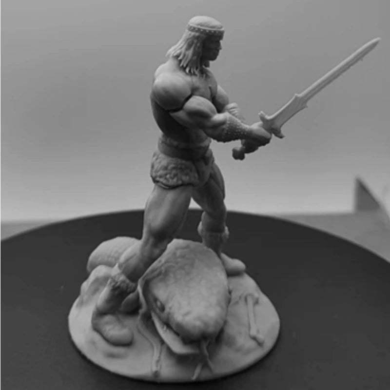 1/24 Barbarian Warrior with Sword and Beast Skull Base, Resin Model Figure Kit, Fantasy Theme, Unassembled and Unpainted