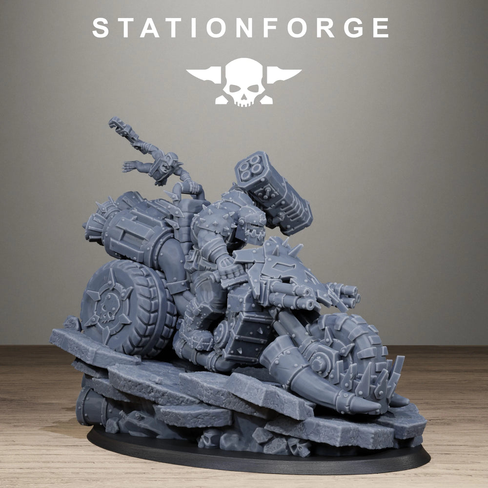 32mm Grimdark Ork Biker Boss, Resin Model Figure Kit, Sci-Fi Theme, Unassembled and Unpainted