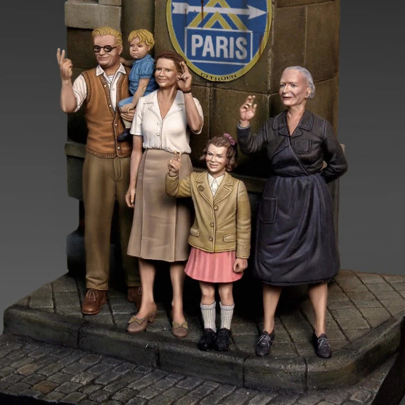 1/35 WWII Paris Liberation, 5 Figures, Resin Model Figure Kit, Unassembled and Unpainted