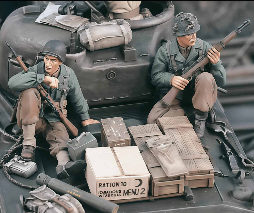 1/35 WWII German Infantry with Supply Rations, 6 Figures, Resin Model Figure Kit, Unassembled and Unpainted