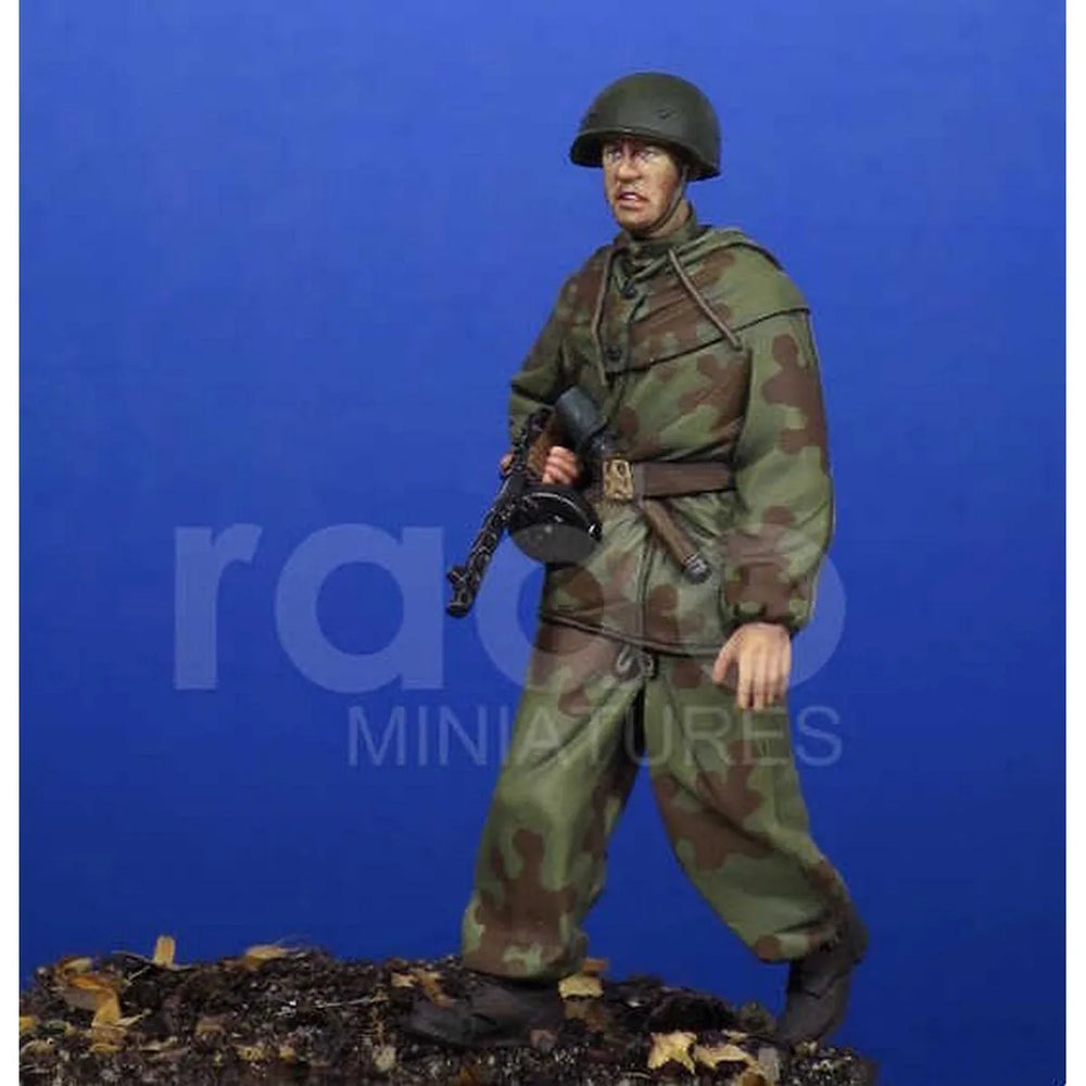 1/35 WWII Soviet and German Soldiers, 4 Figures, Resin Model Figure Kit, Unassembled and Unpainted