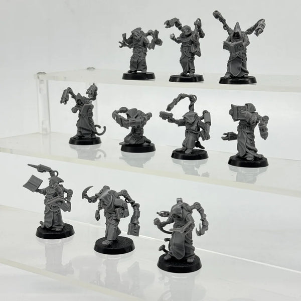Scavenger Monks, 10 Figures, Resin Model Figure Kit, Fantasy Theme, Unassembled and Unpainted